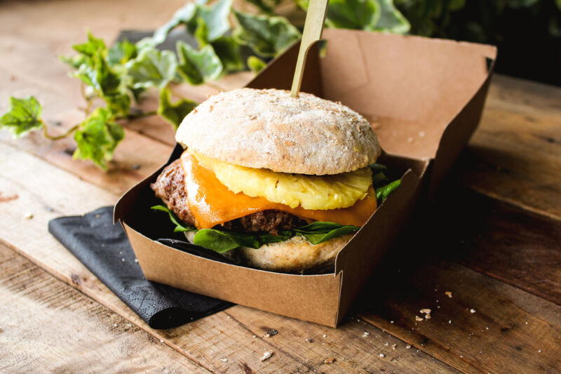 698 02 Bagnat Bruin Sfeer