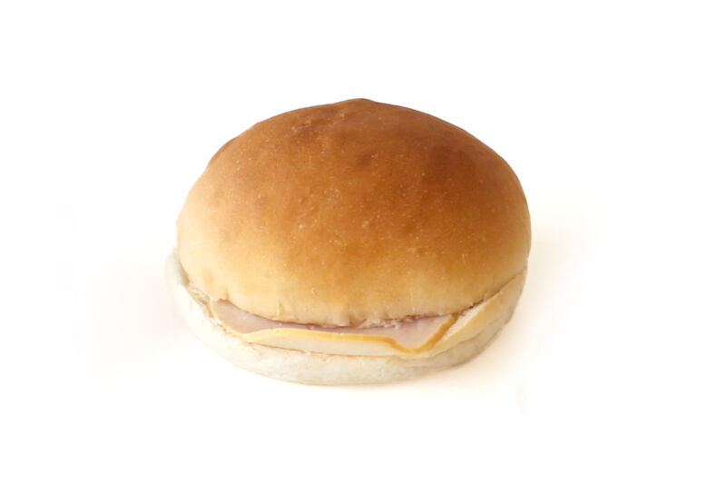 Belegd Zacht broodje kipfilet & roomboter